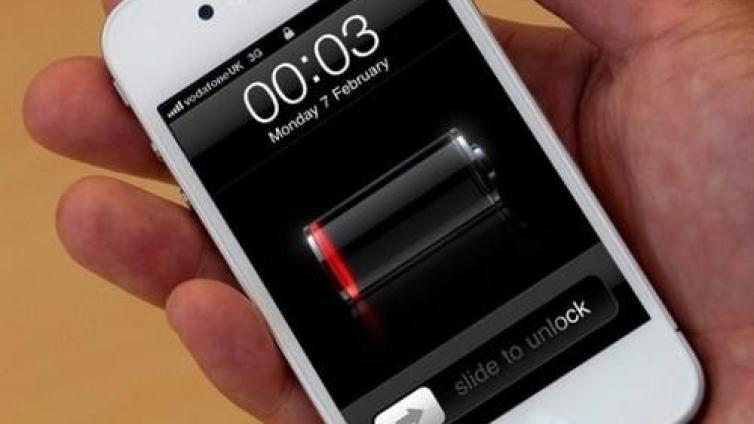 冬天苹果手机电池不耐用怎么办？你的iPhone该换电池了！