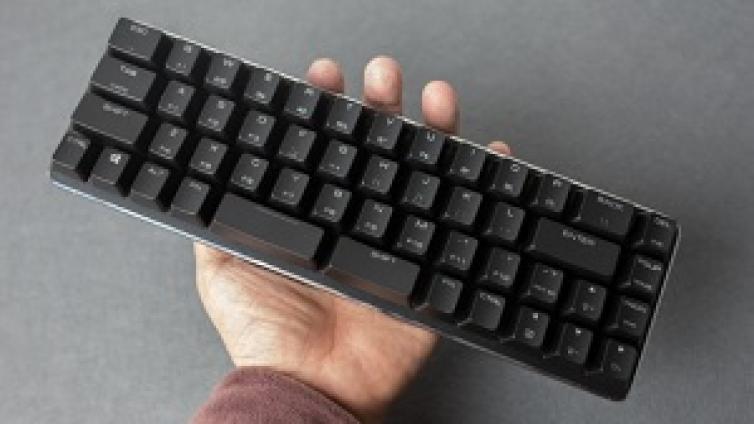 魔蛋SMART 49小键盘，体积到底有多小呢？